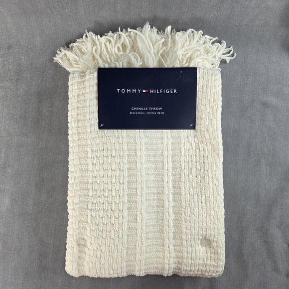 Tommy Hilfiger Chenille Throw Blanket Ivory Cream 50x70 NWT Luxury Cottagecore